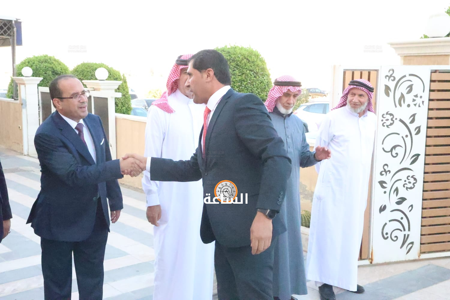 Madar Al-Saa Images 0.08042246900445083
