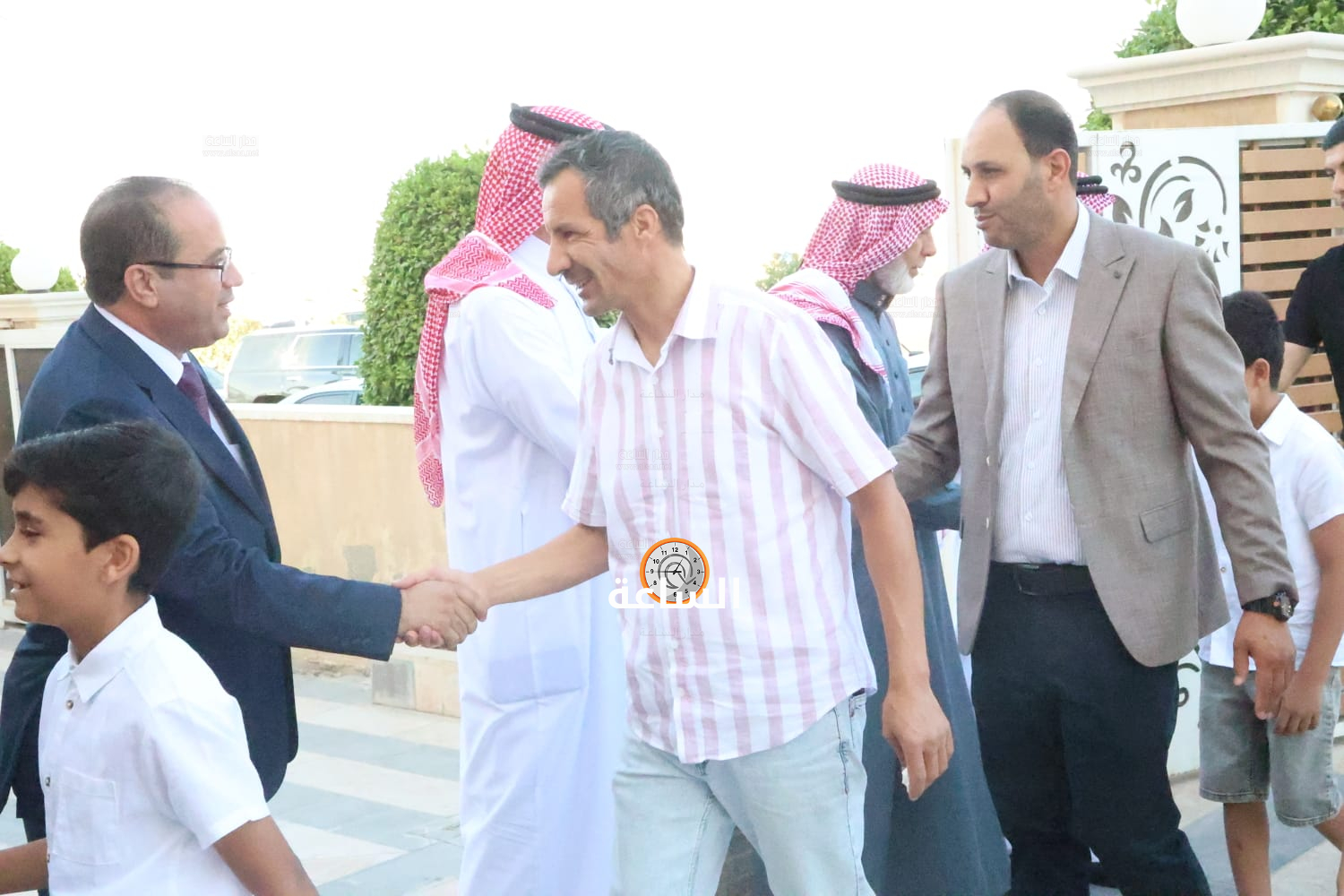 Madar Al-Saa Images 0.7441586914769645