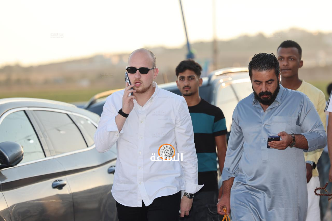 Madar Al-Saa Images 0.5252511294033447
