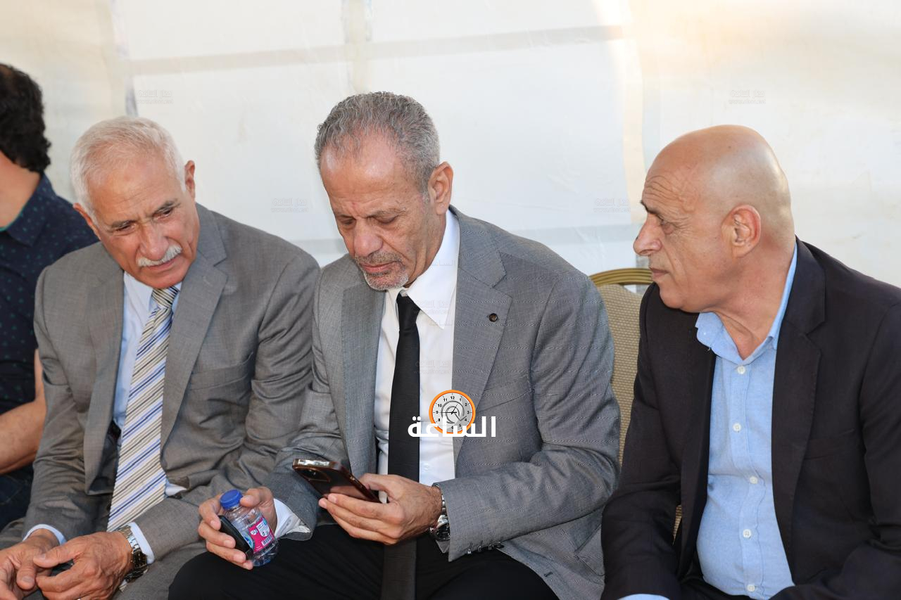 Madar Al-Saa Images 0.057111889010936