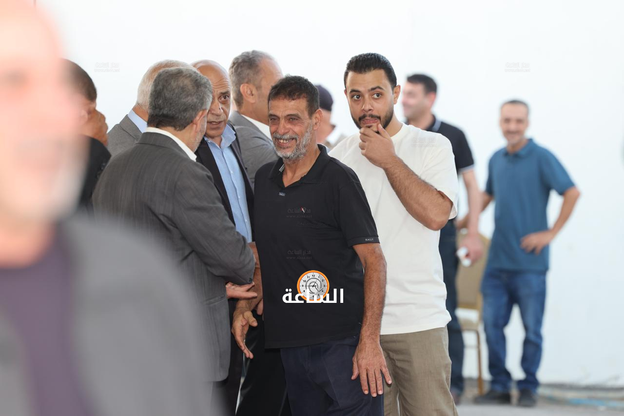 Madar Al-Saa Images 0.7635882758722915