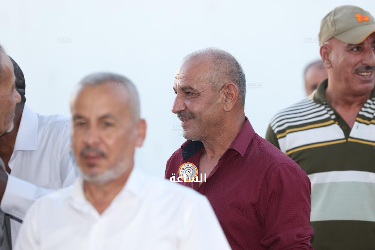 Madar Al-Saa Images 0.3944093490701086