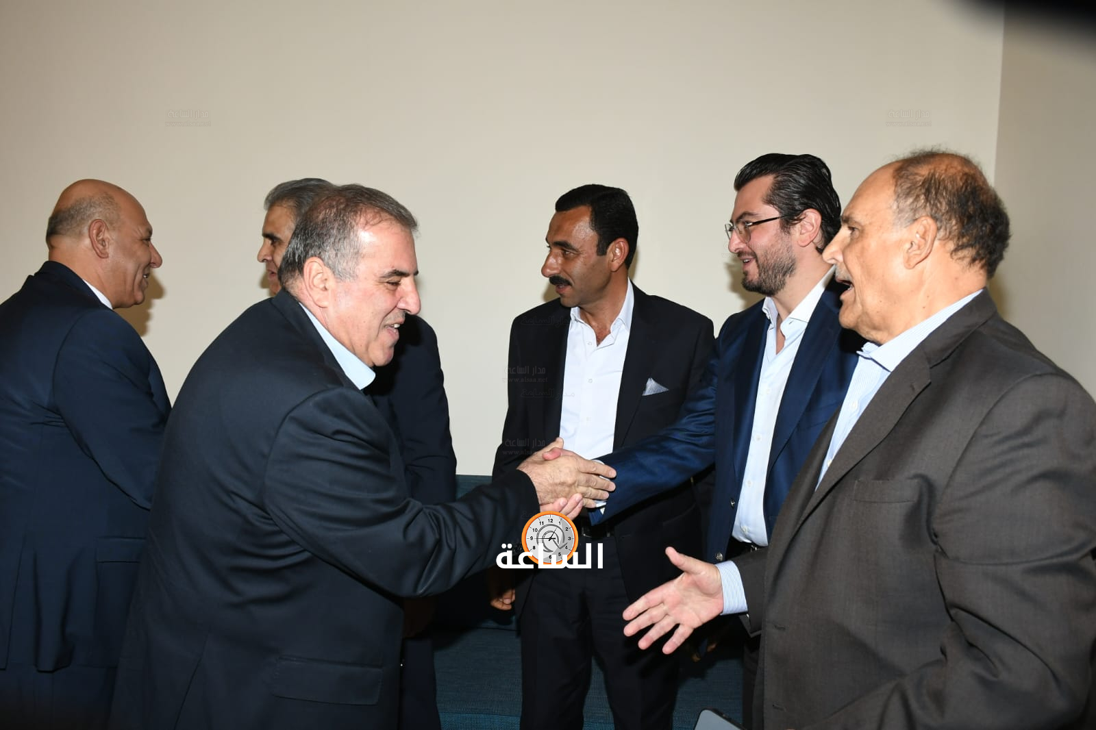 Madar Al-Saa Images 0.9786535731963841