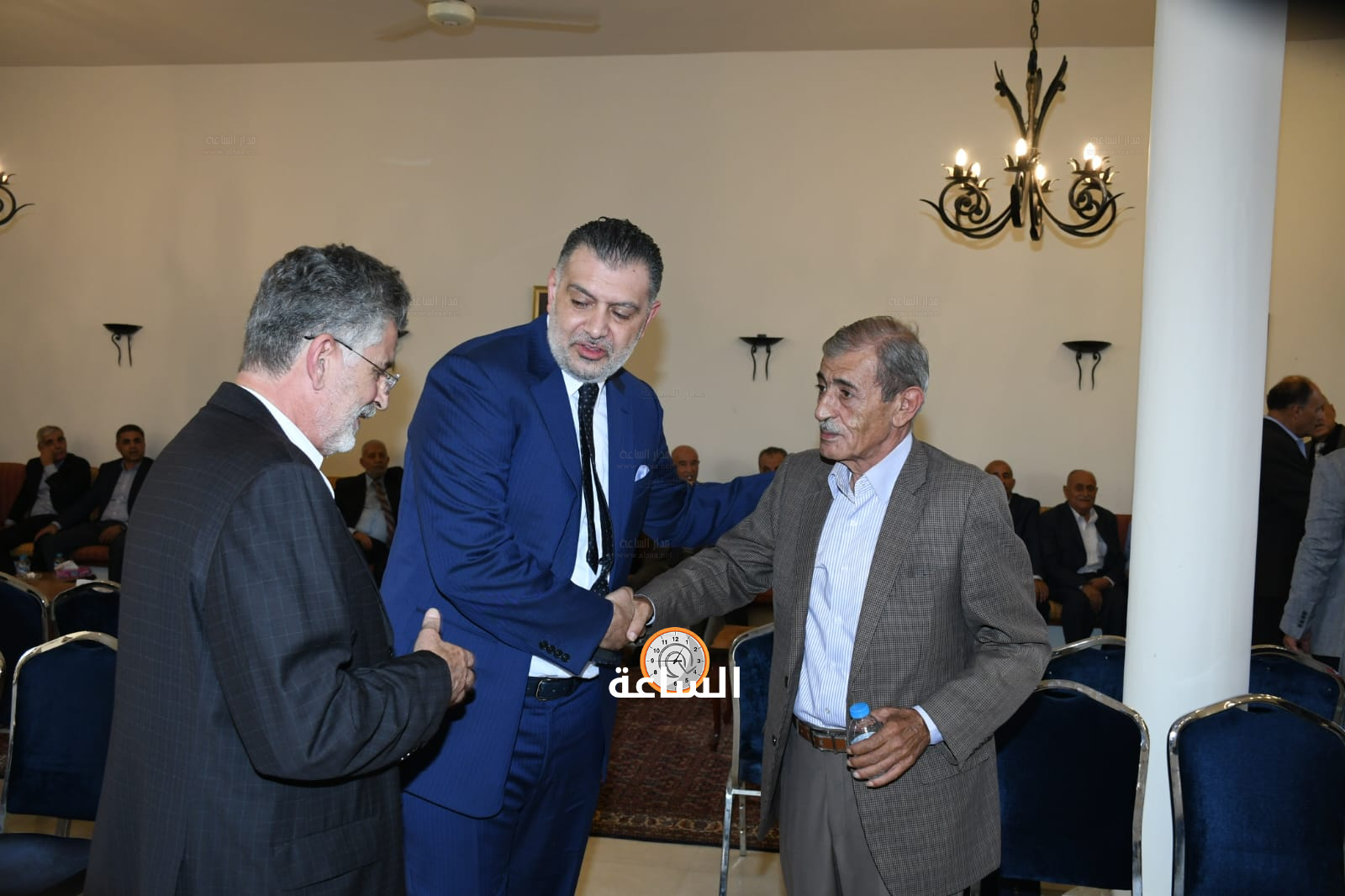 Madar Al-Saa Images 0.415768209804691