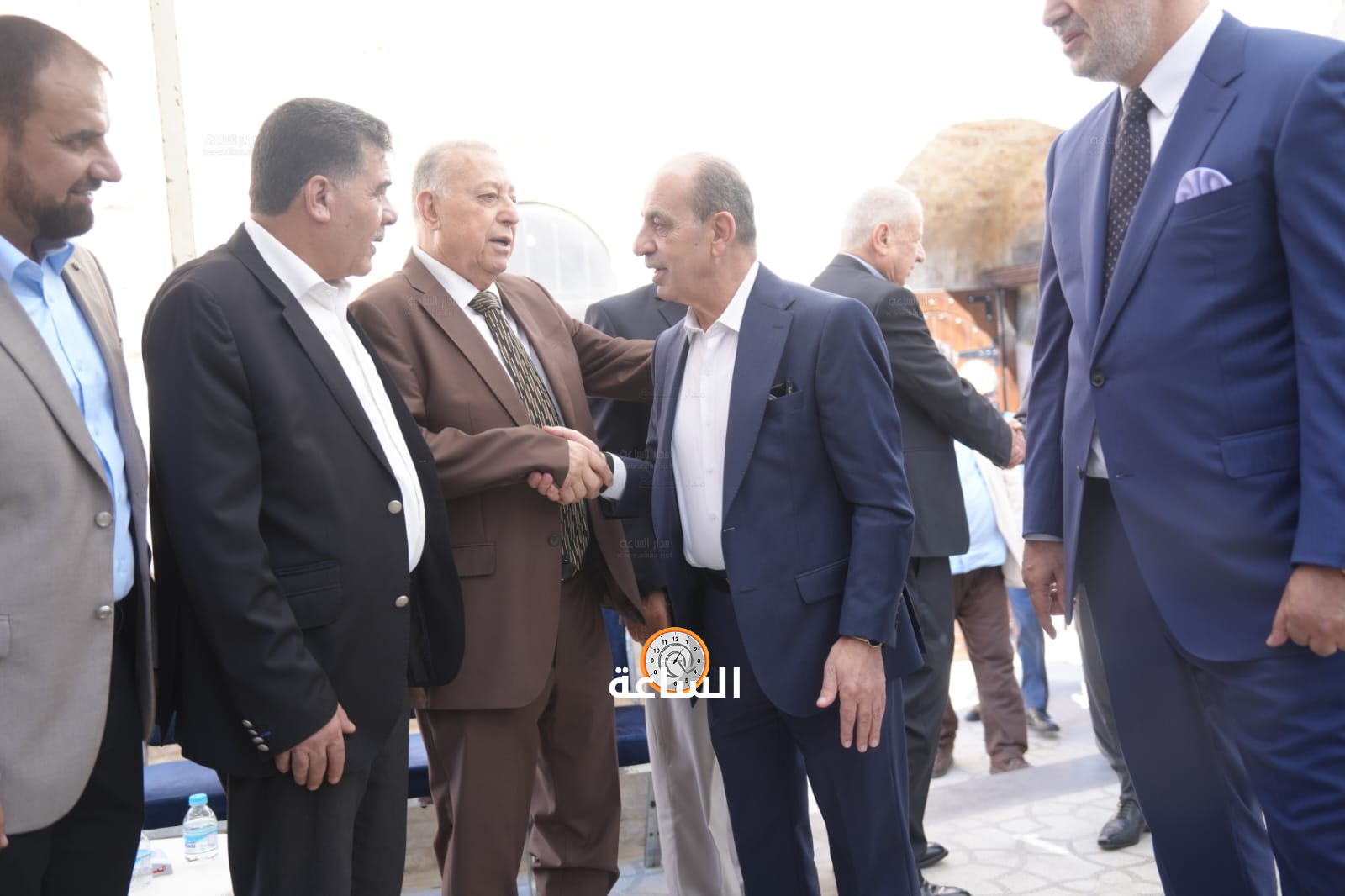 Madar Al-Saa Images 0.6437063841195012