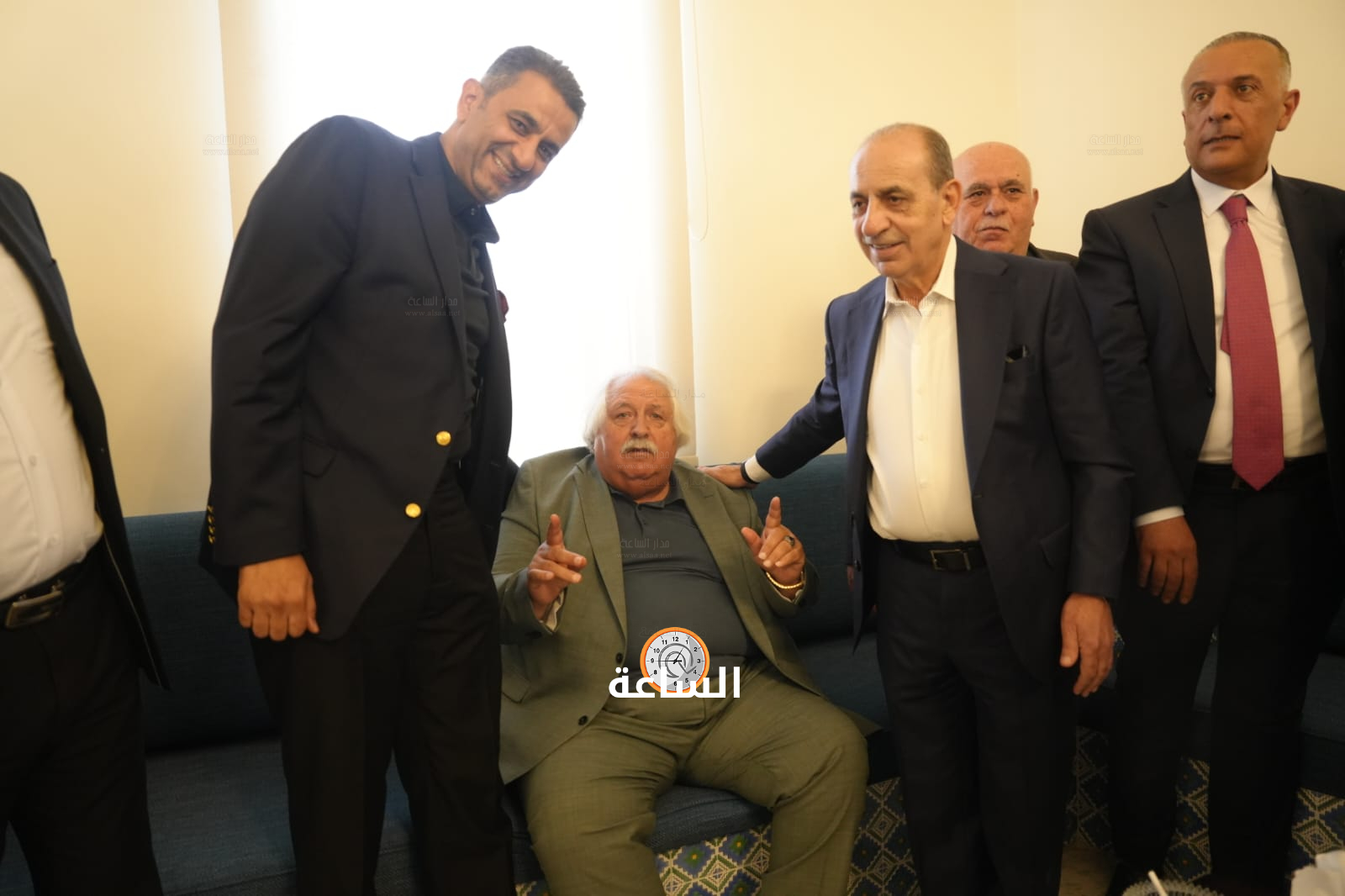 Madar Al-Saa Images 0.3966748283034651