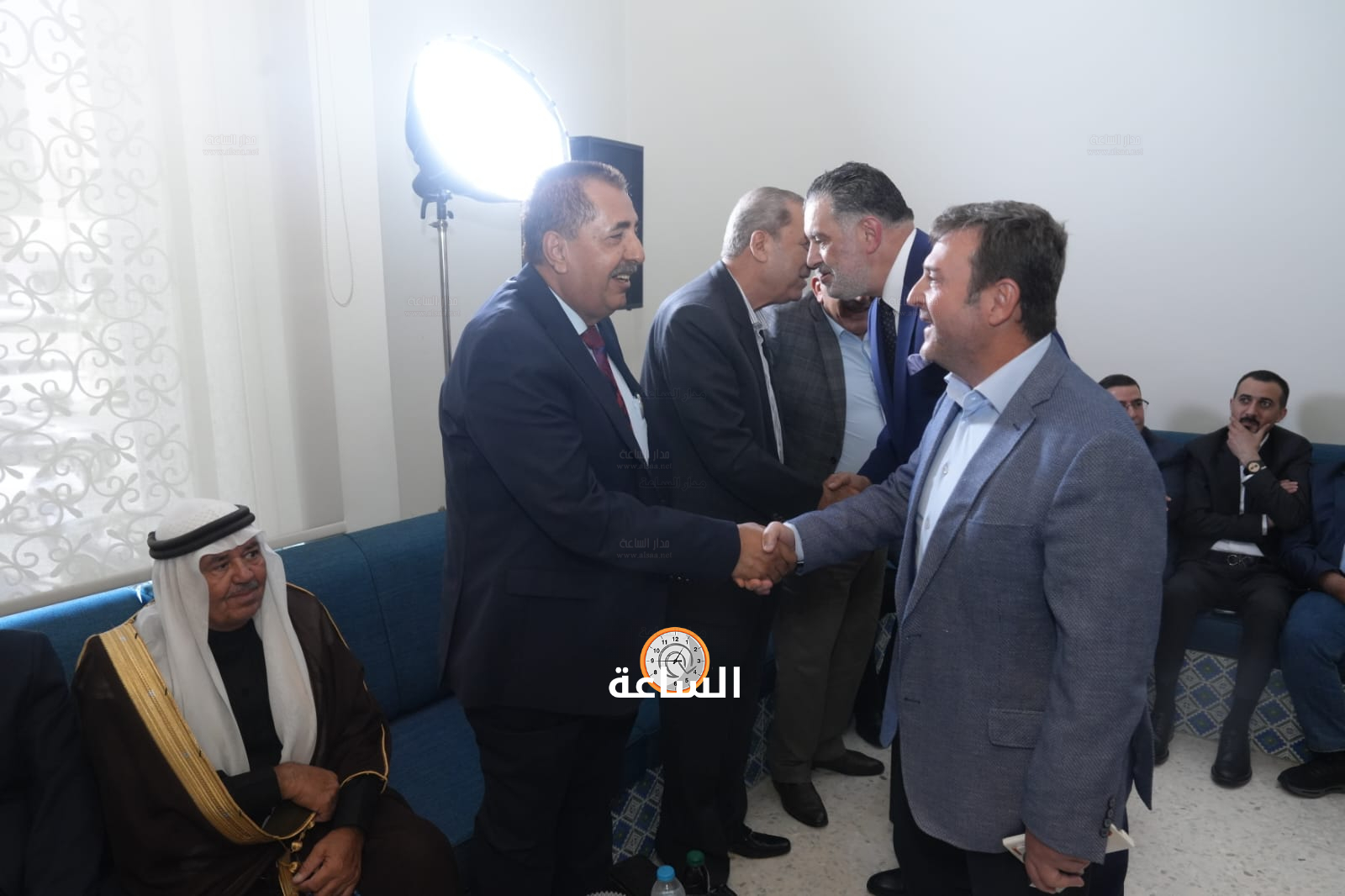 Madar Al-Saa Images 0.9976572629337845