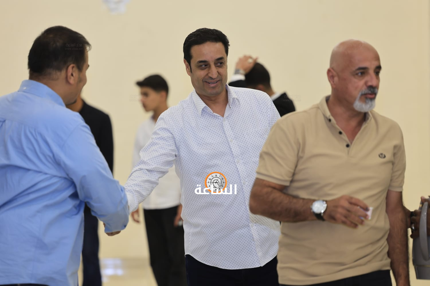 Madar Al-Saa Images 0.16884511583866024