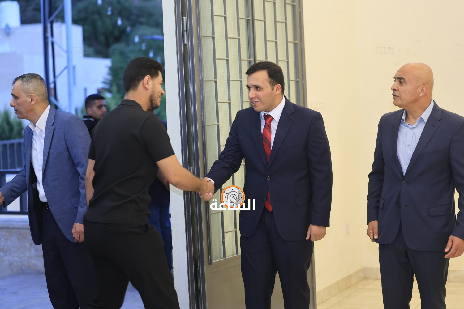 Madar Al-Saa Images 0.4463841510790826