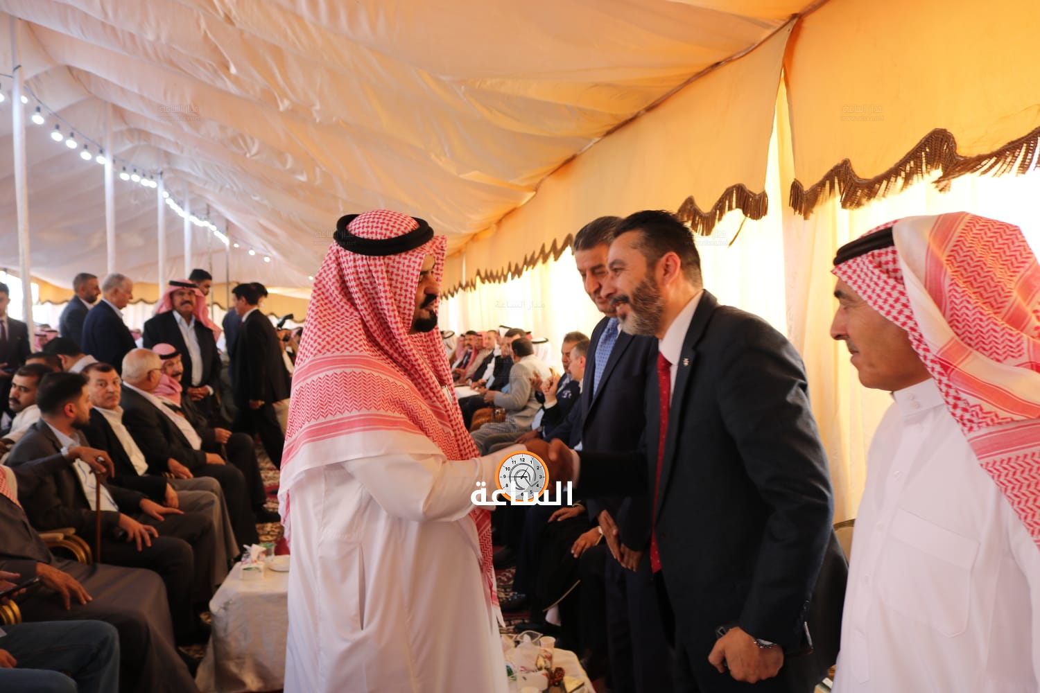 Madar Al-Saa Images 0.4233023998590856