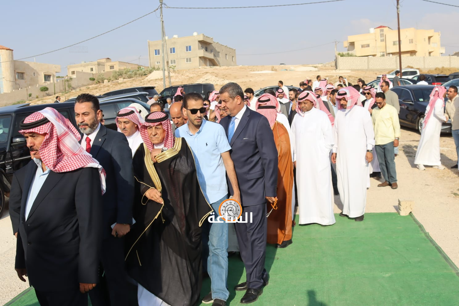Madar Al-Saa Images 0.359045117615019