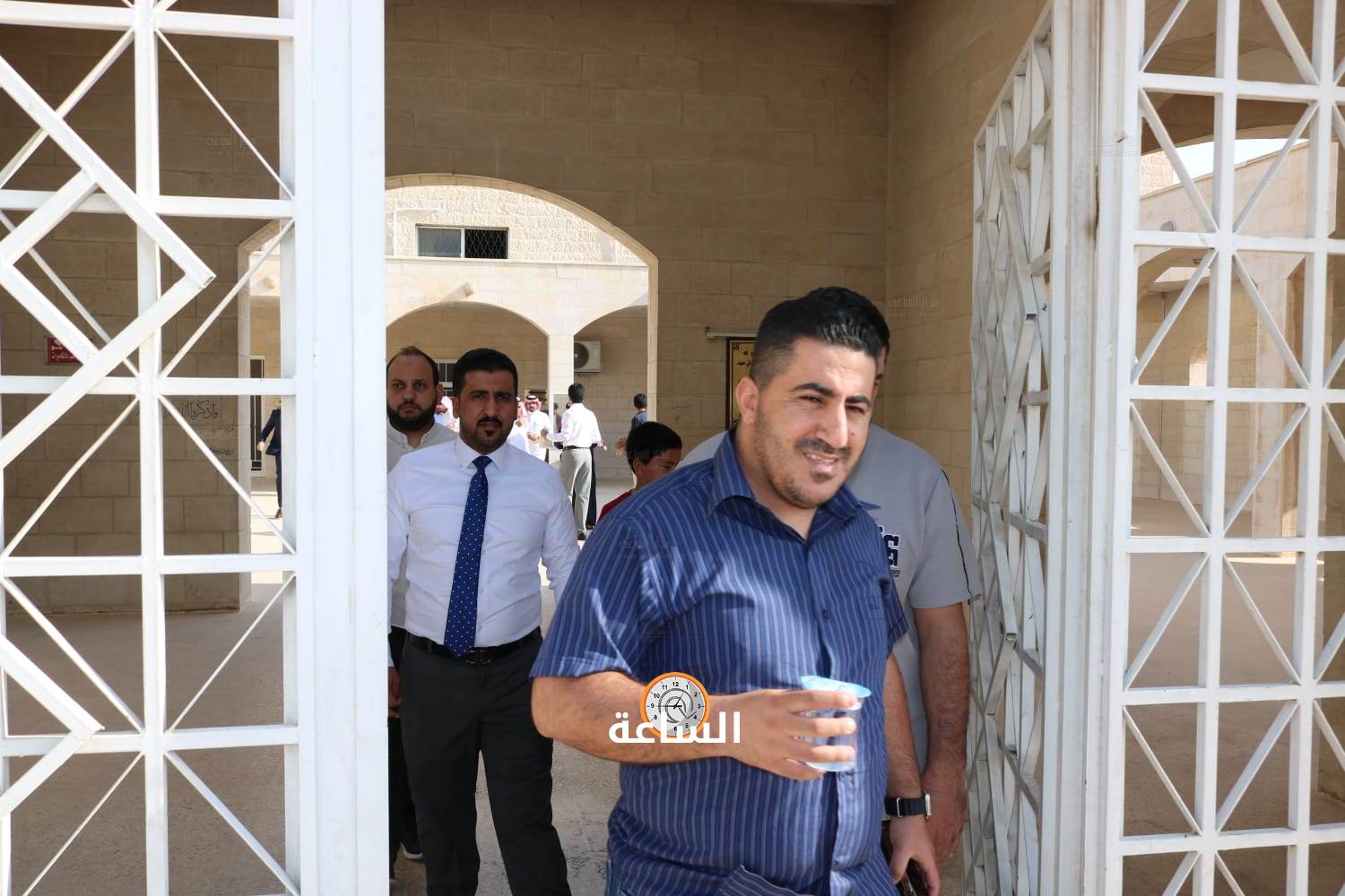 Madar Al-Saa Images 0.4745929367824453