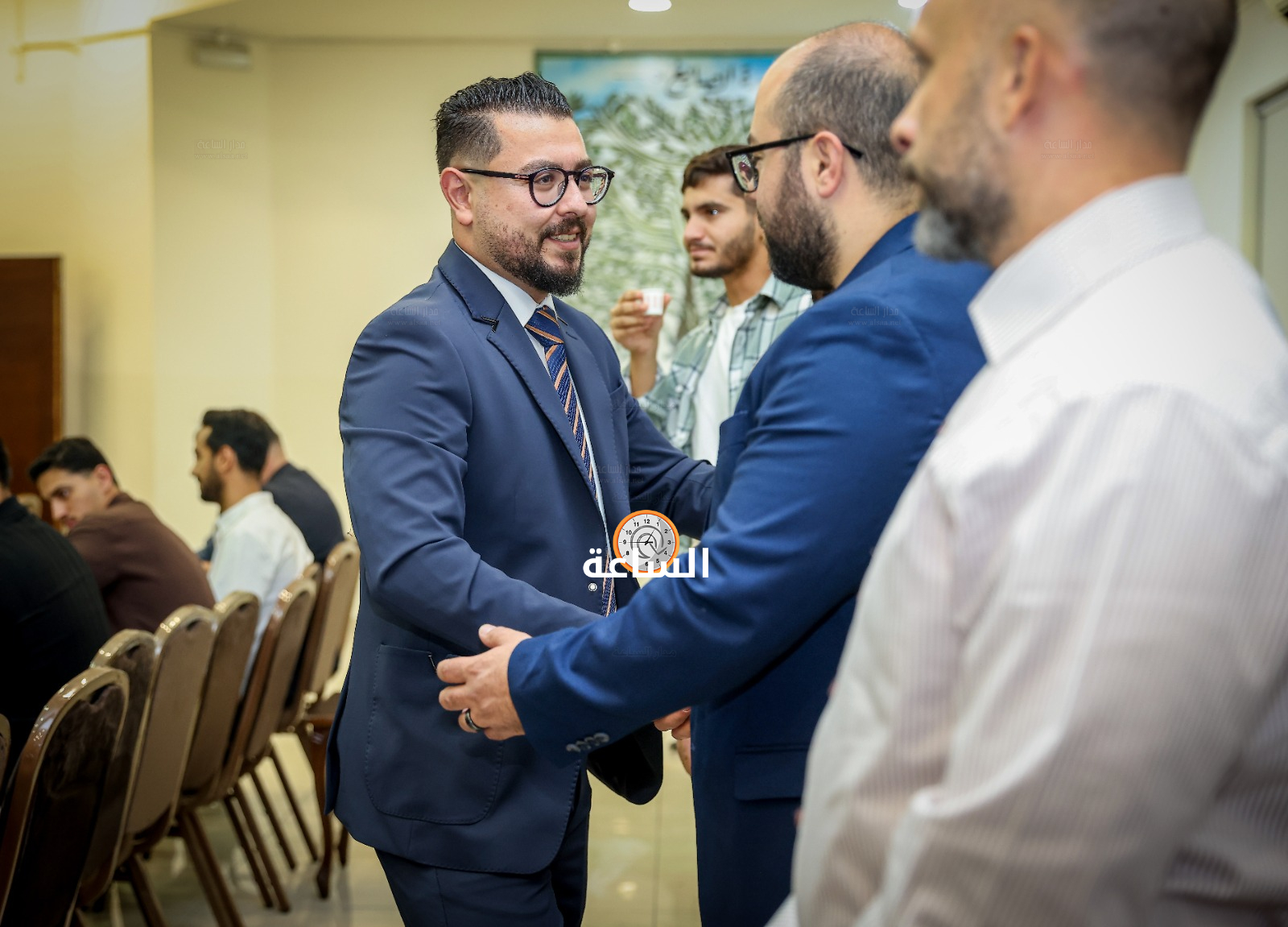 Madar Al-Saa Images 0.45480834282138227