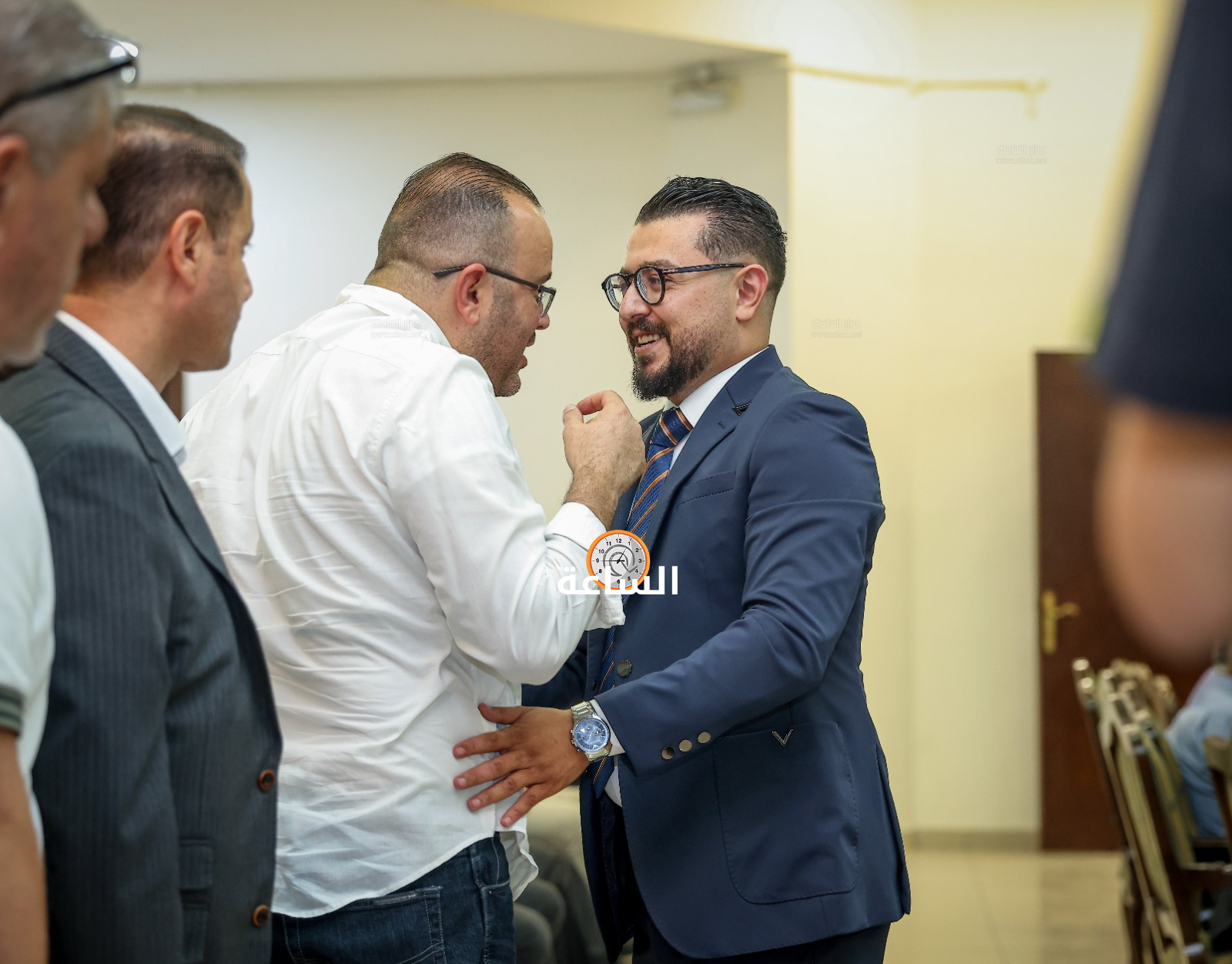 Madar Al-Saa Images 0.46977311103190533