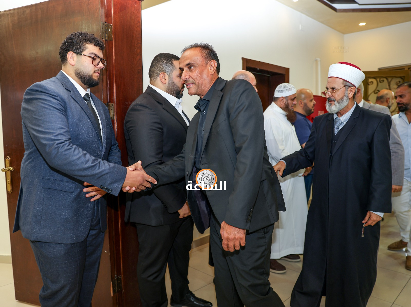 Madar Al-Saa Images 0.7744174639365548