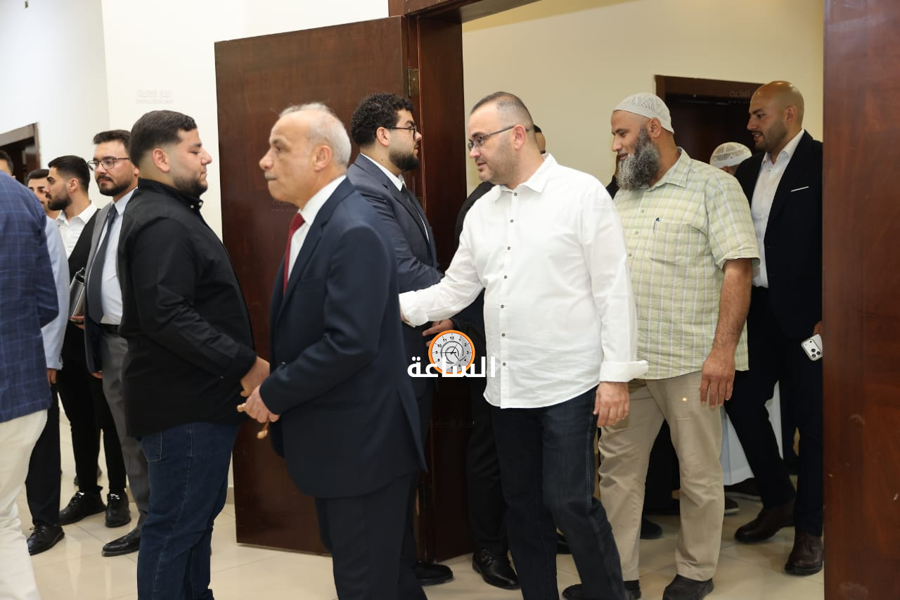 Madar Al-Saa Images 0.3619328368304211