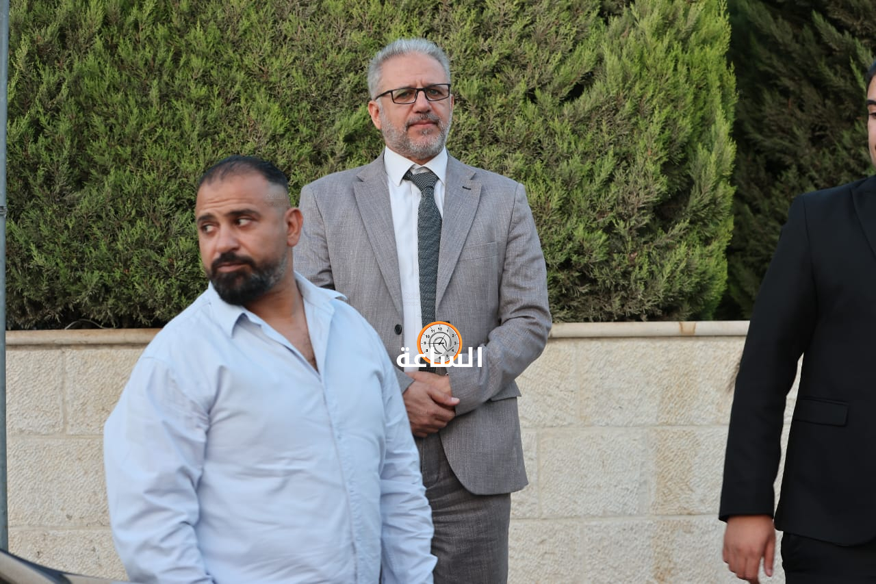 Madar Al-Saa Images 0.24231461491324247