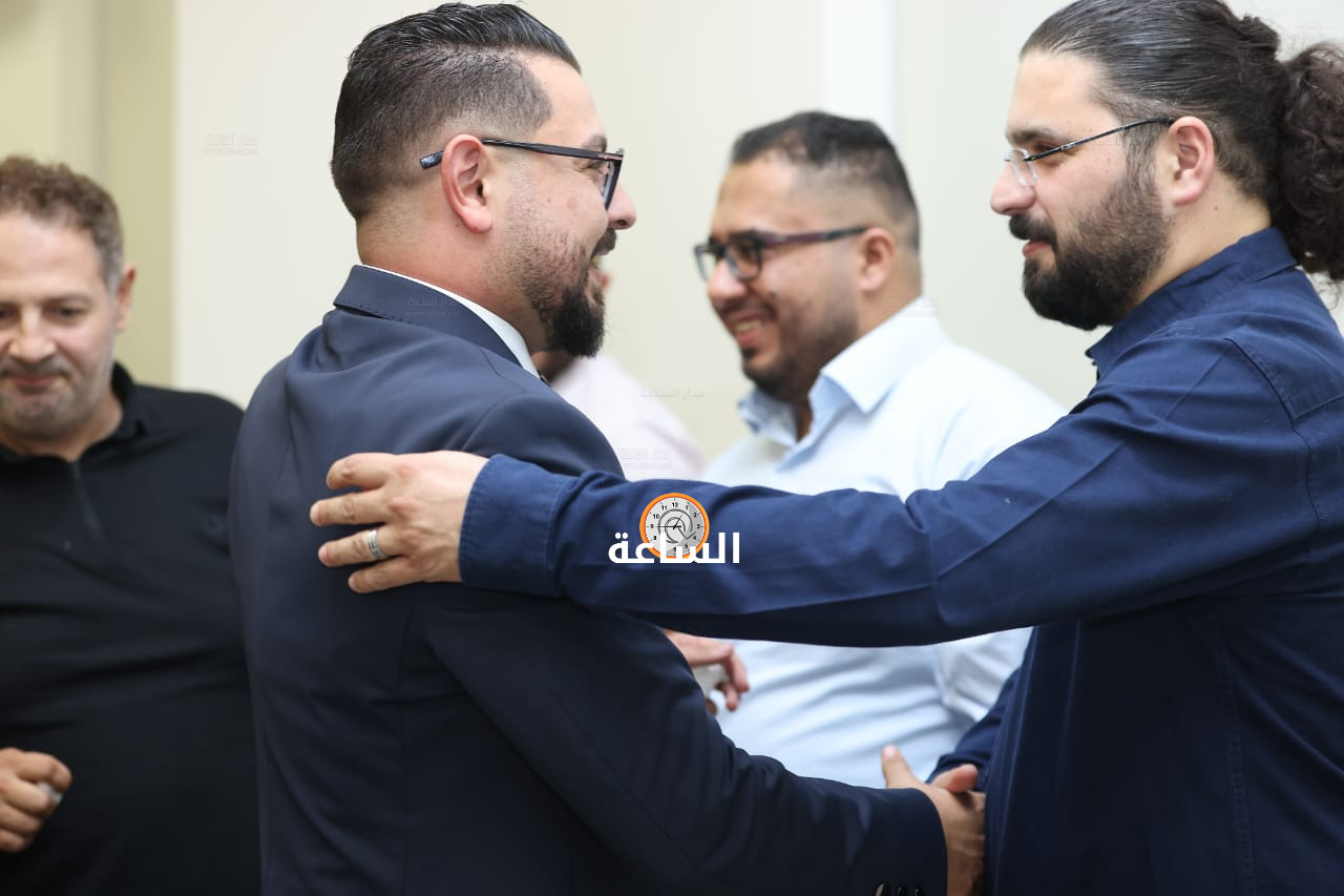 Madar Al-Saa Images 0.1747882112828878