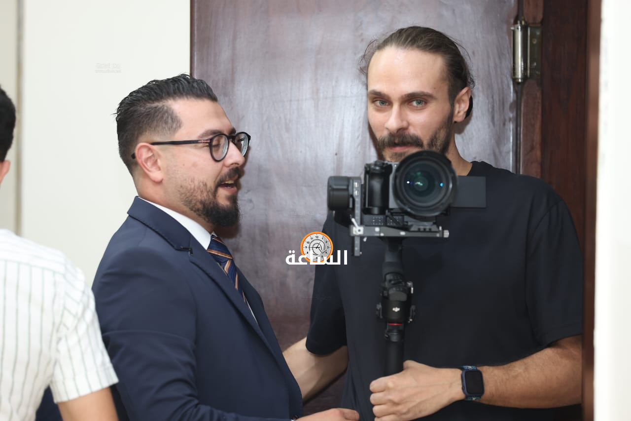 Madar Al-Saa Images 0.918792348420683
