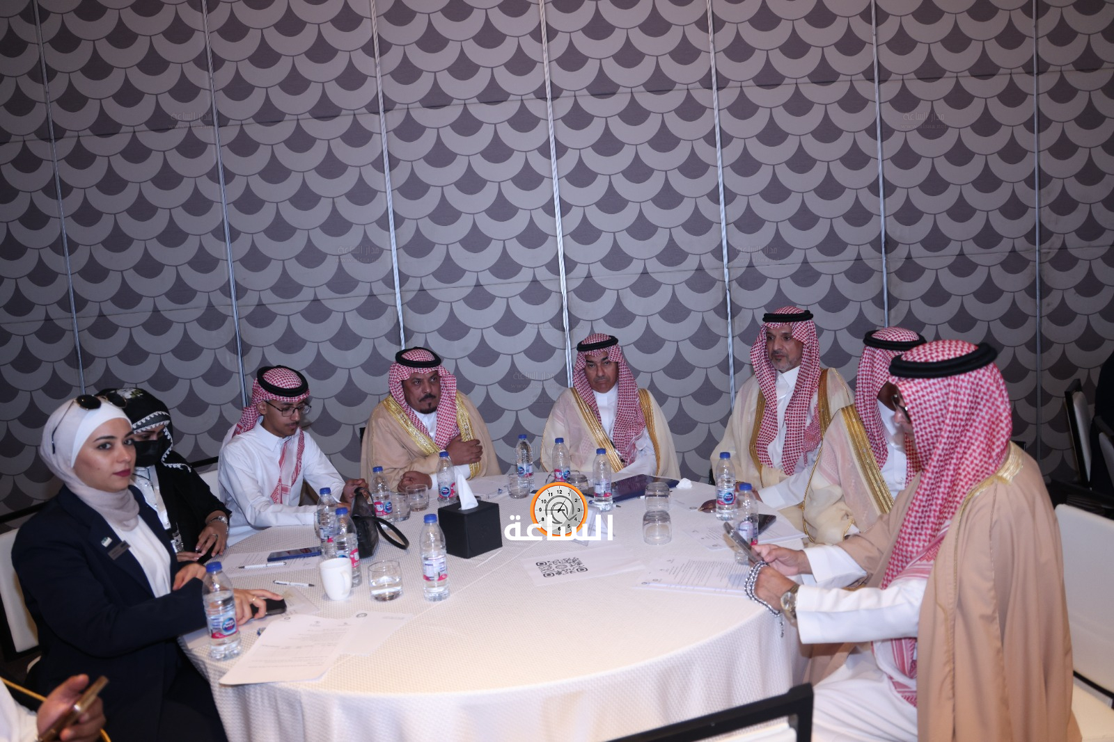 Madar Al-Saa Images 0.2036035536241142