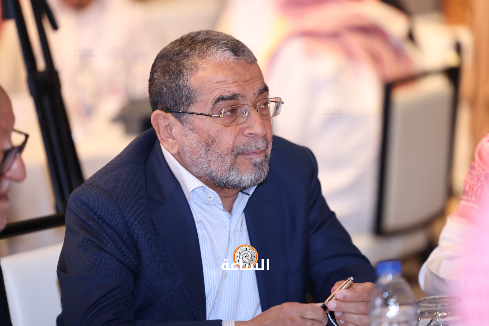 Madar Al-Saa Images 0.7885715962474837