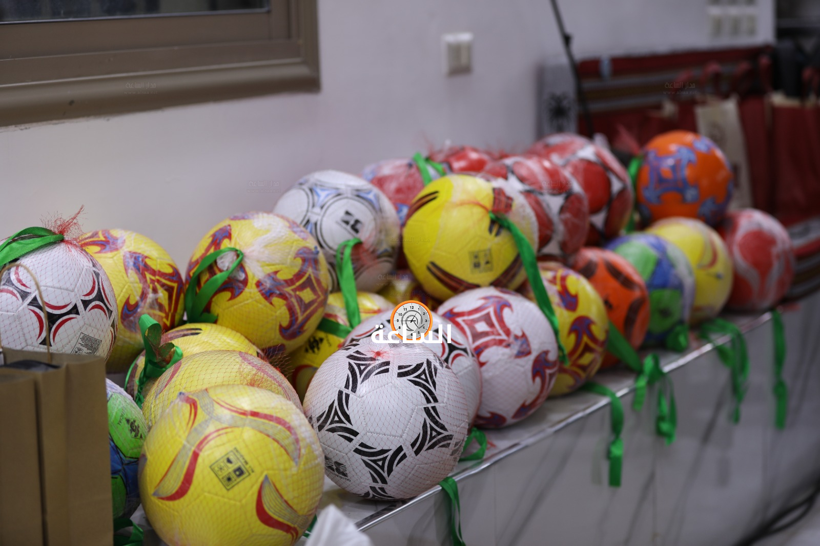 Madar Al-Saa Images 0.7931877175021529