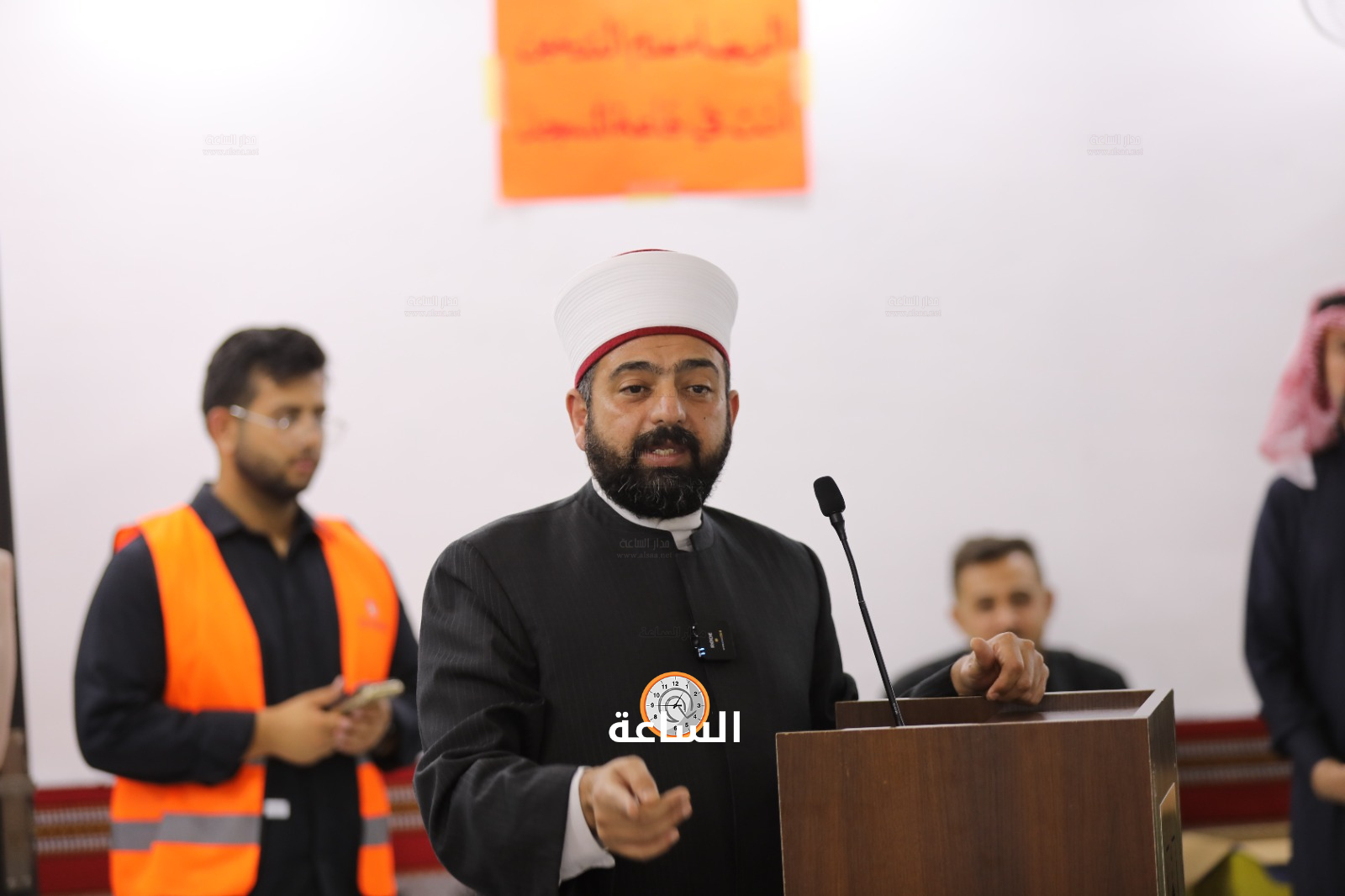 Madar Al-Saa Images 0.2055799273540303