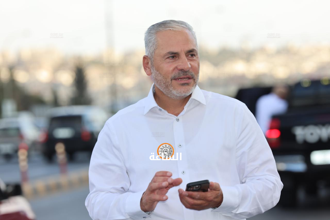 Madar Al-Saa Images 0.9140425160879968
