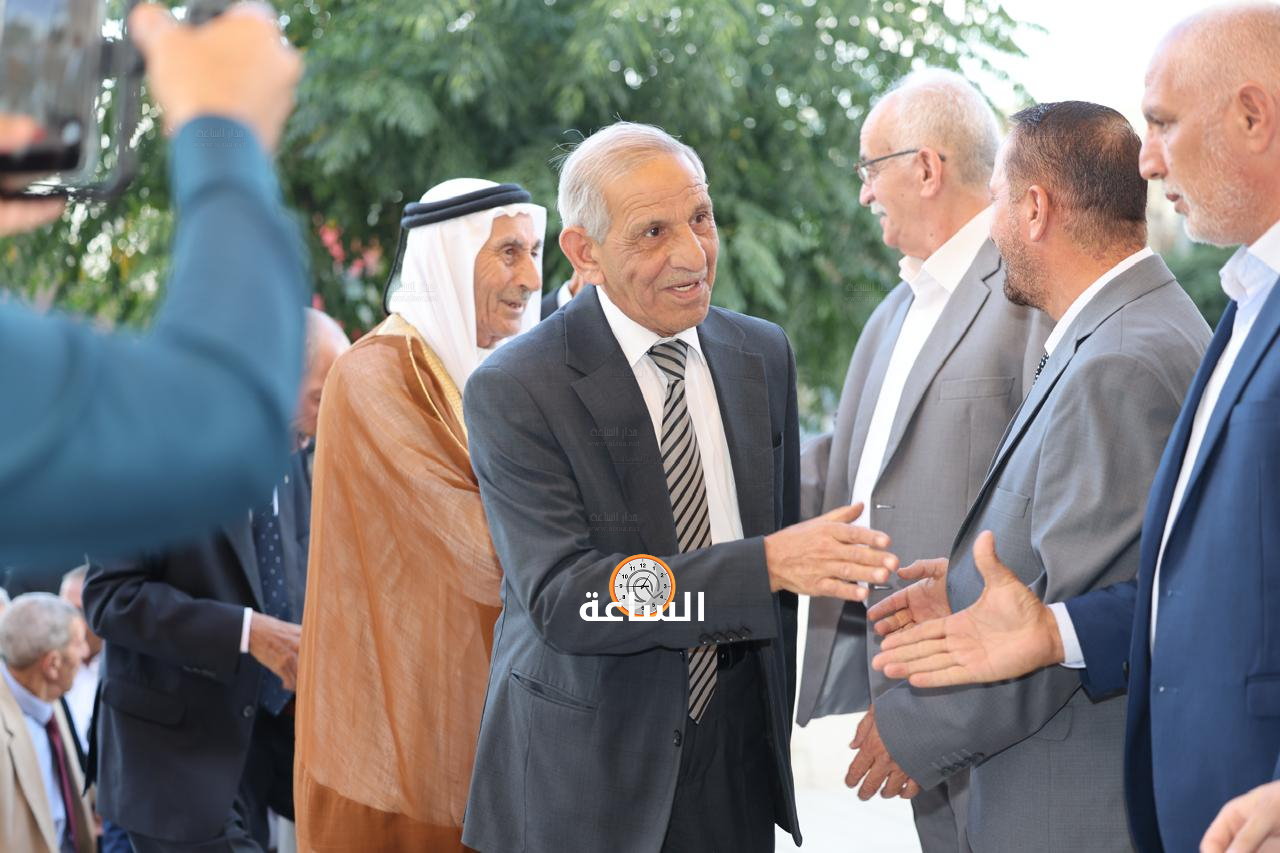 Madar Al-Saa Images 0.23927822843017732