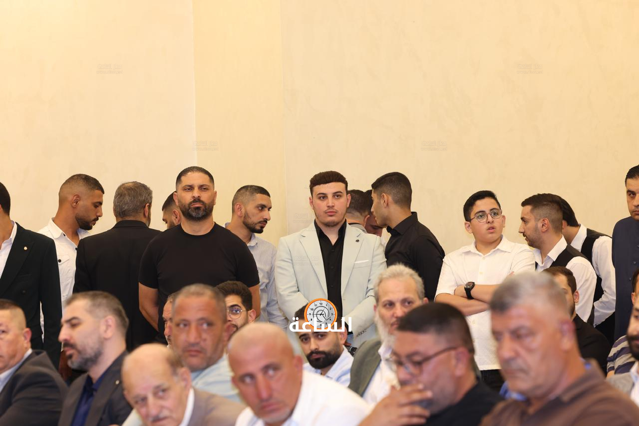 Madar Al-Saa Images 0.32990570763465965