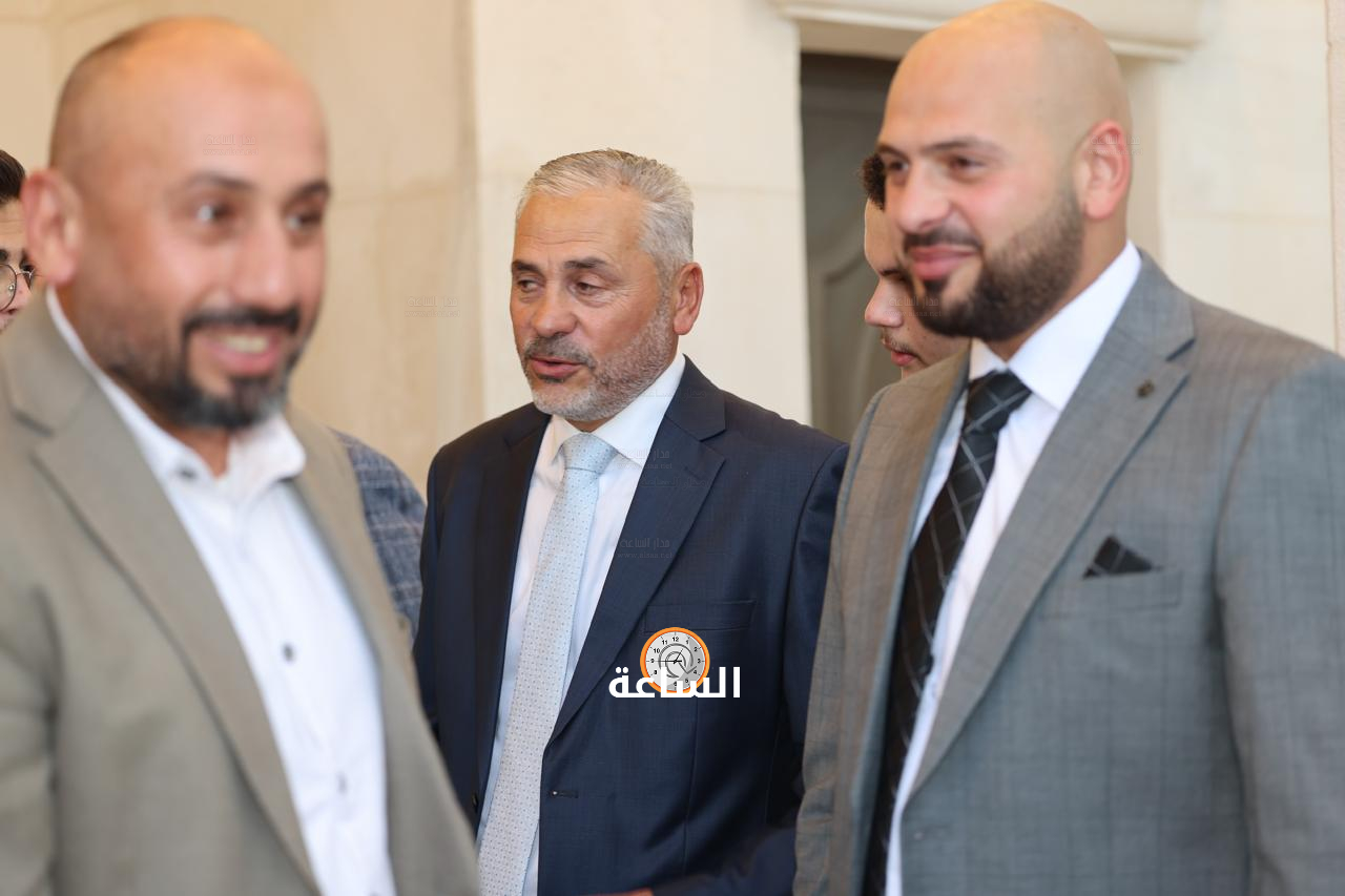 Madar Al-Saa Images 0.7405290367188997