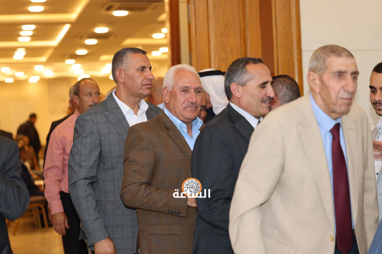 Madar Al-Saa Images 0.6255504664570838