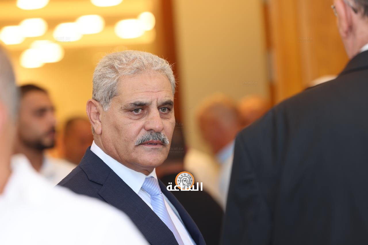 Madar Al-Saa Images 0.8329991973581372