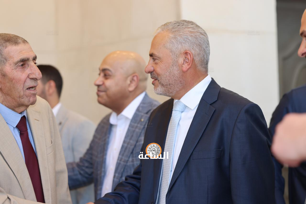 Madar Al-Saa Images 0.4857619407991436