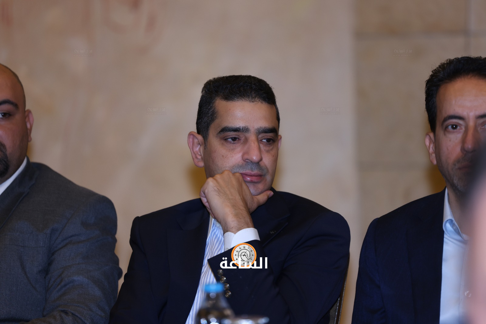Madar Al-Saa Images 0.397655688014411