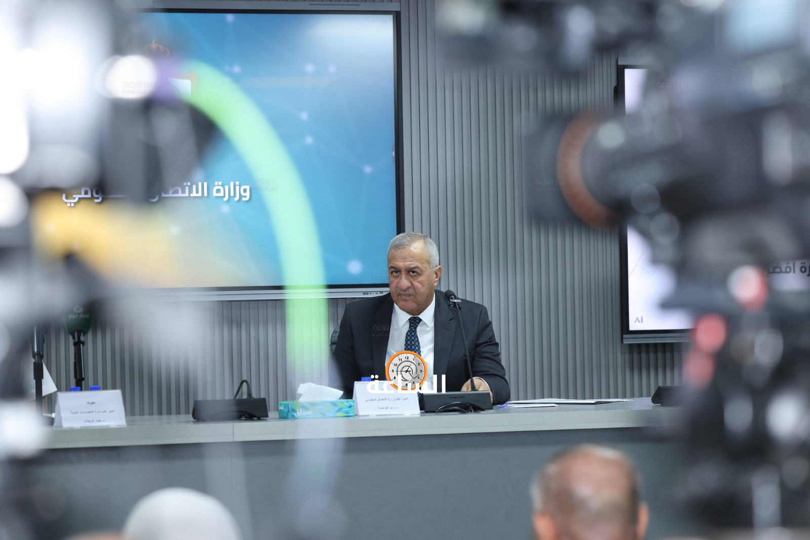 Madar Al-Saa Images 0.06422362949131588