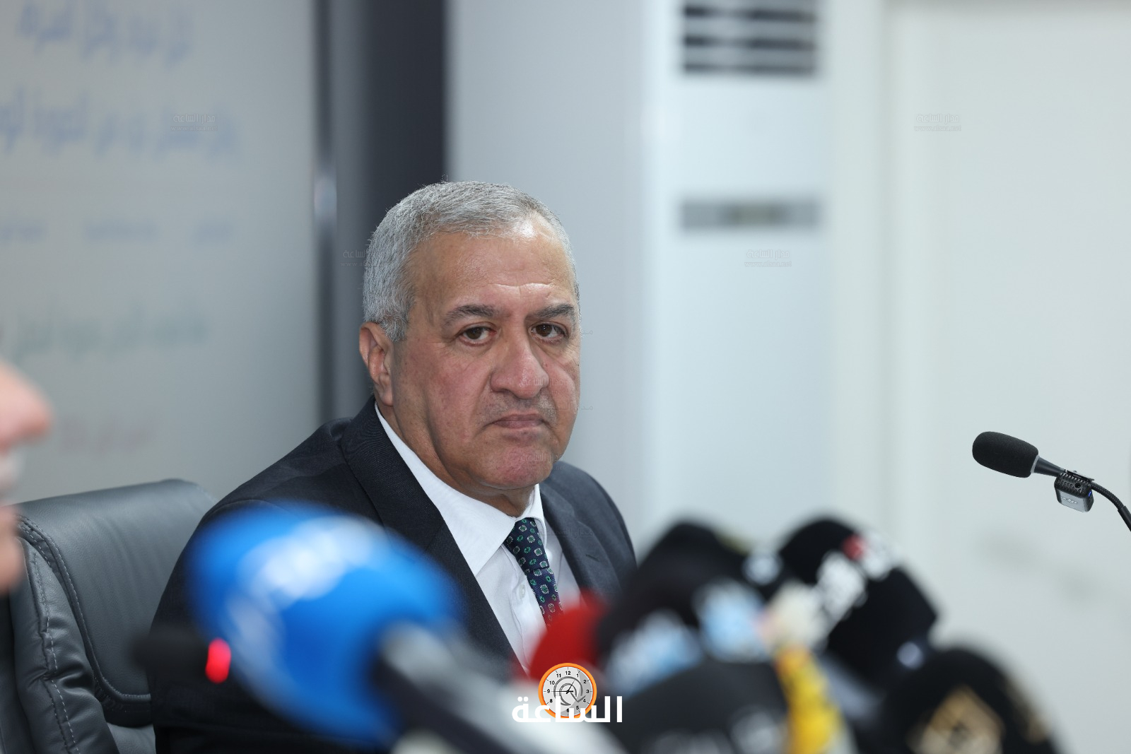 Madar Al-Saa Images 0.3615715929555887