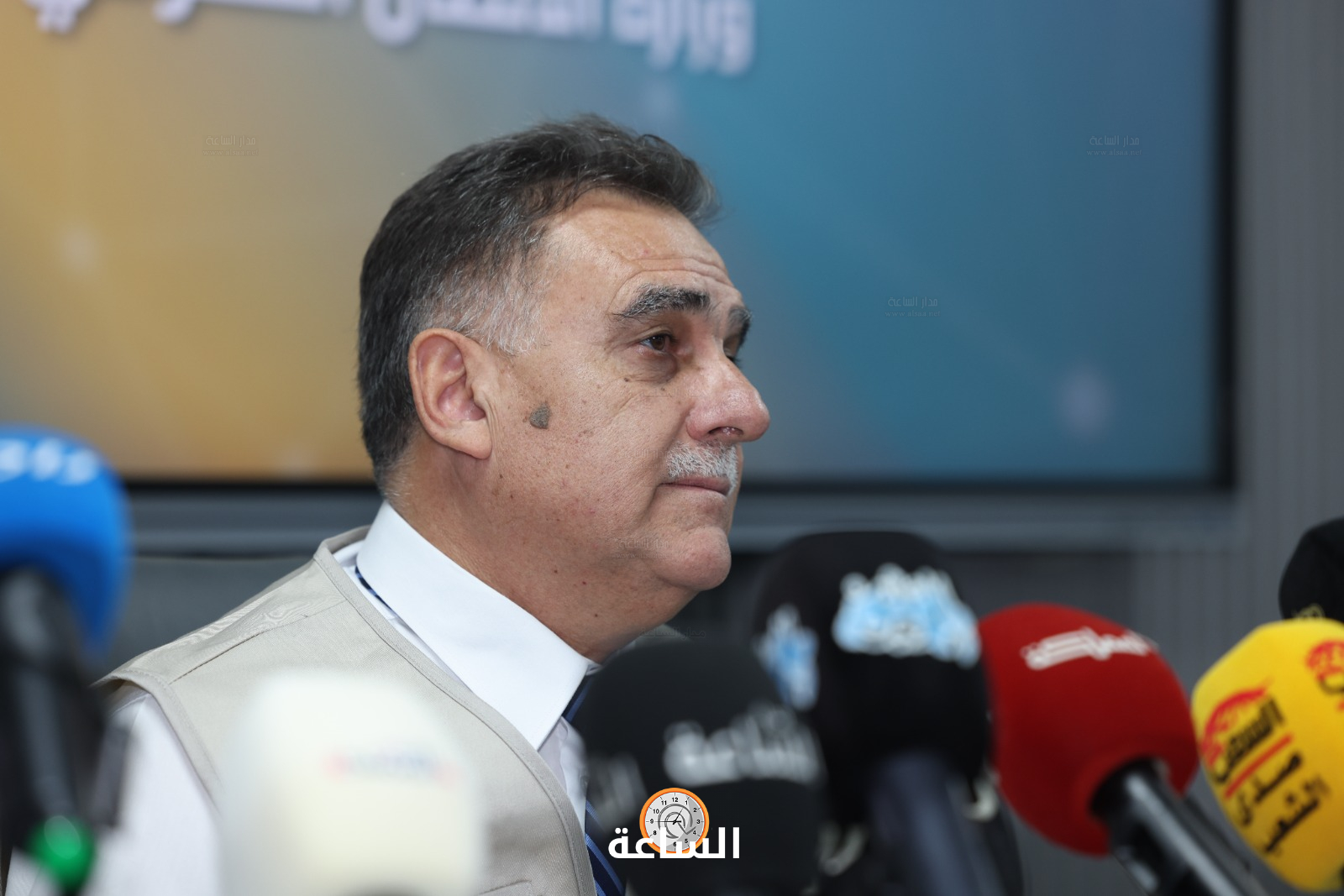 Madar Al-Saa Images 0.03952342329313341