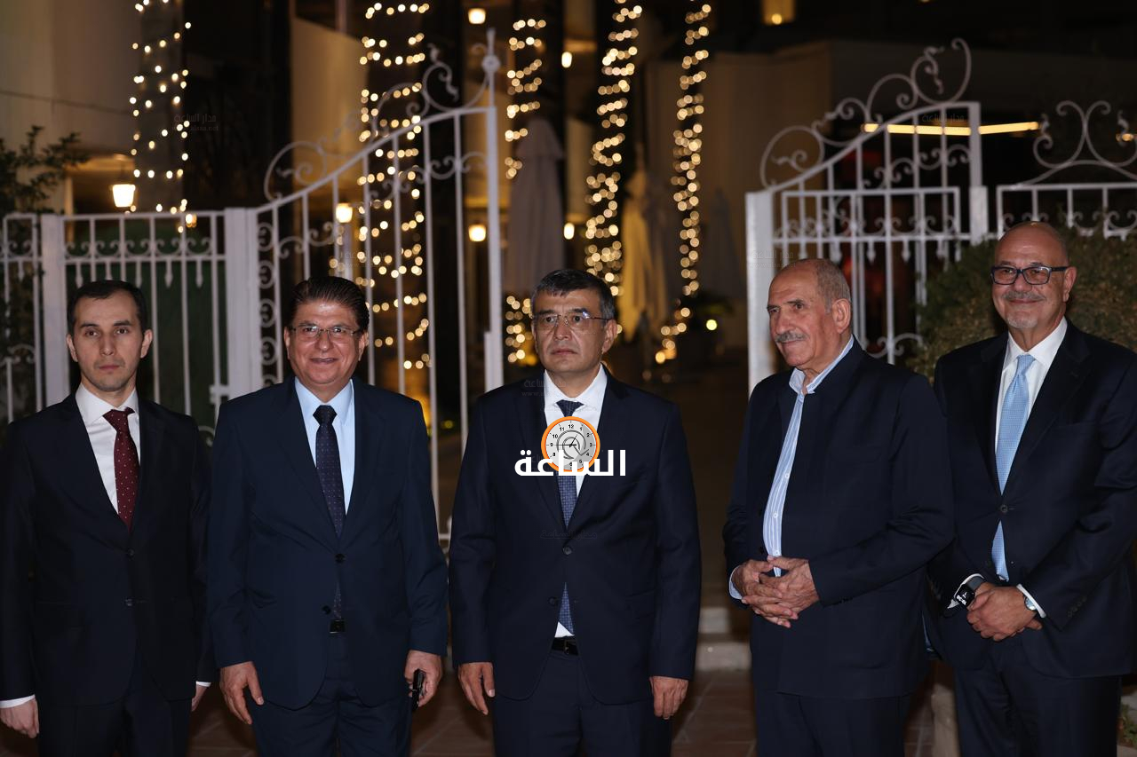 Madar Al-Saa Images 0.9806659955871726
