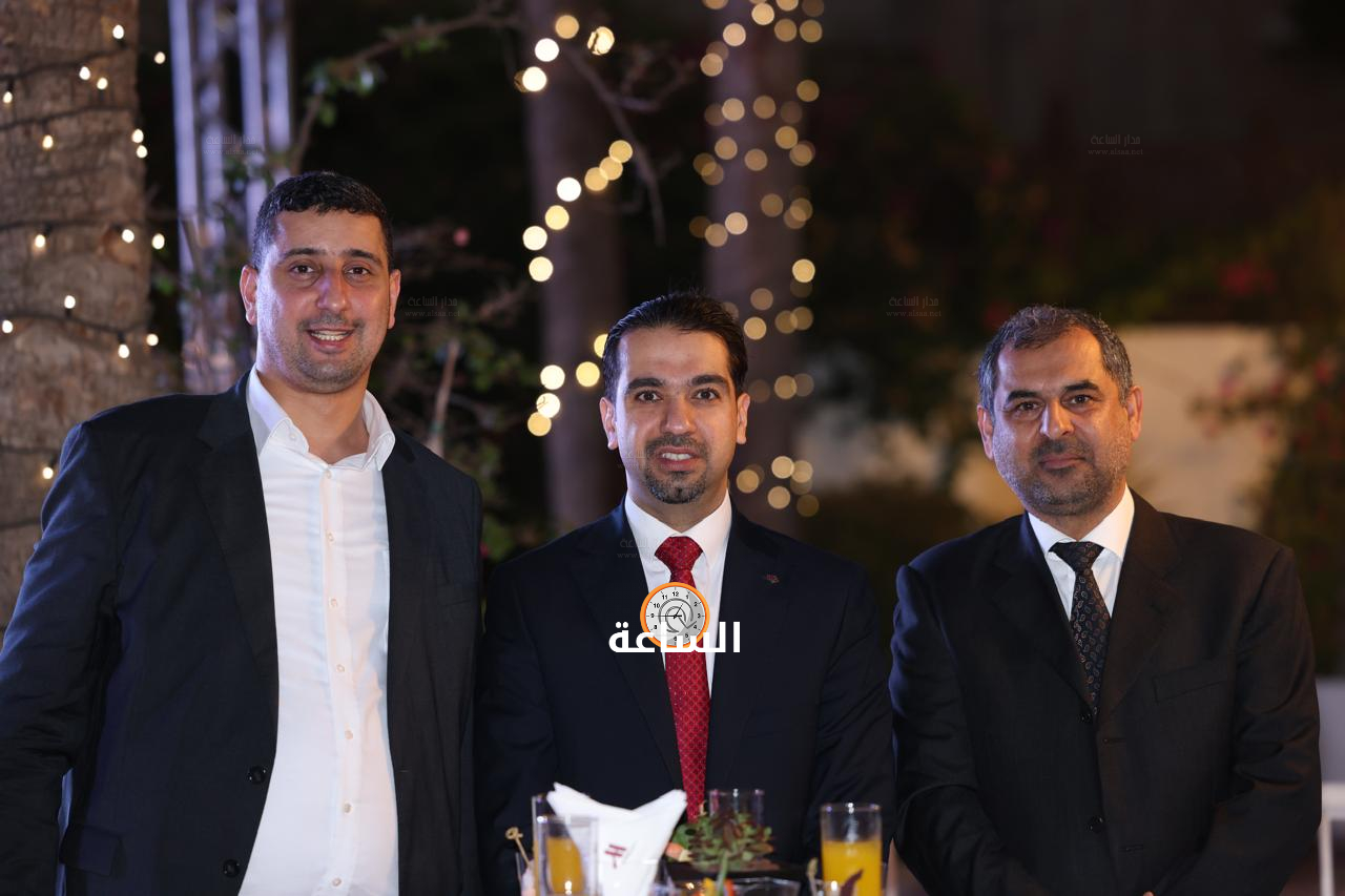 Madar Al-Saa Images 0.8940255429826475