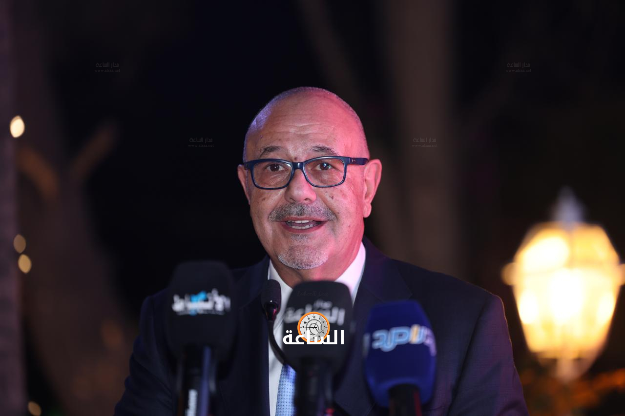 Madar Al-Saa Images 0.6736977138799243