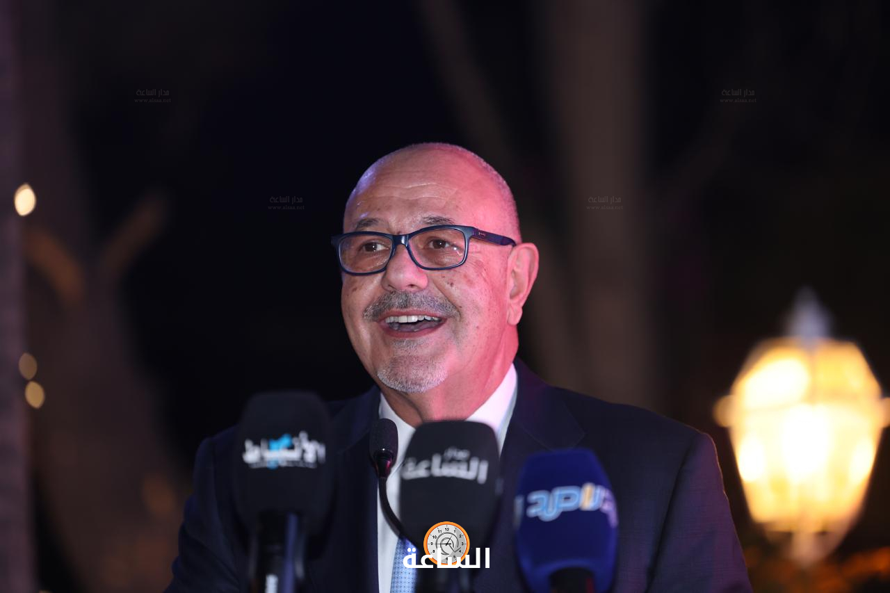 Madar Al-Saa Images 0.3889304443801086