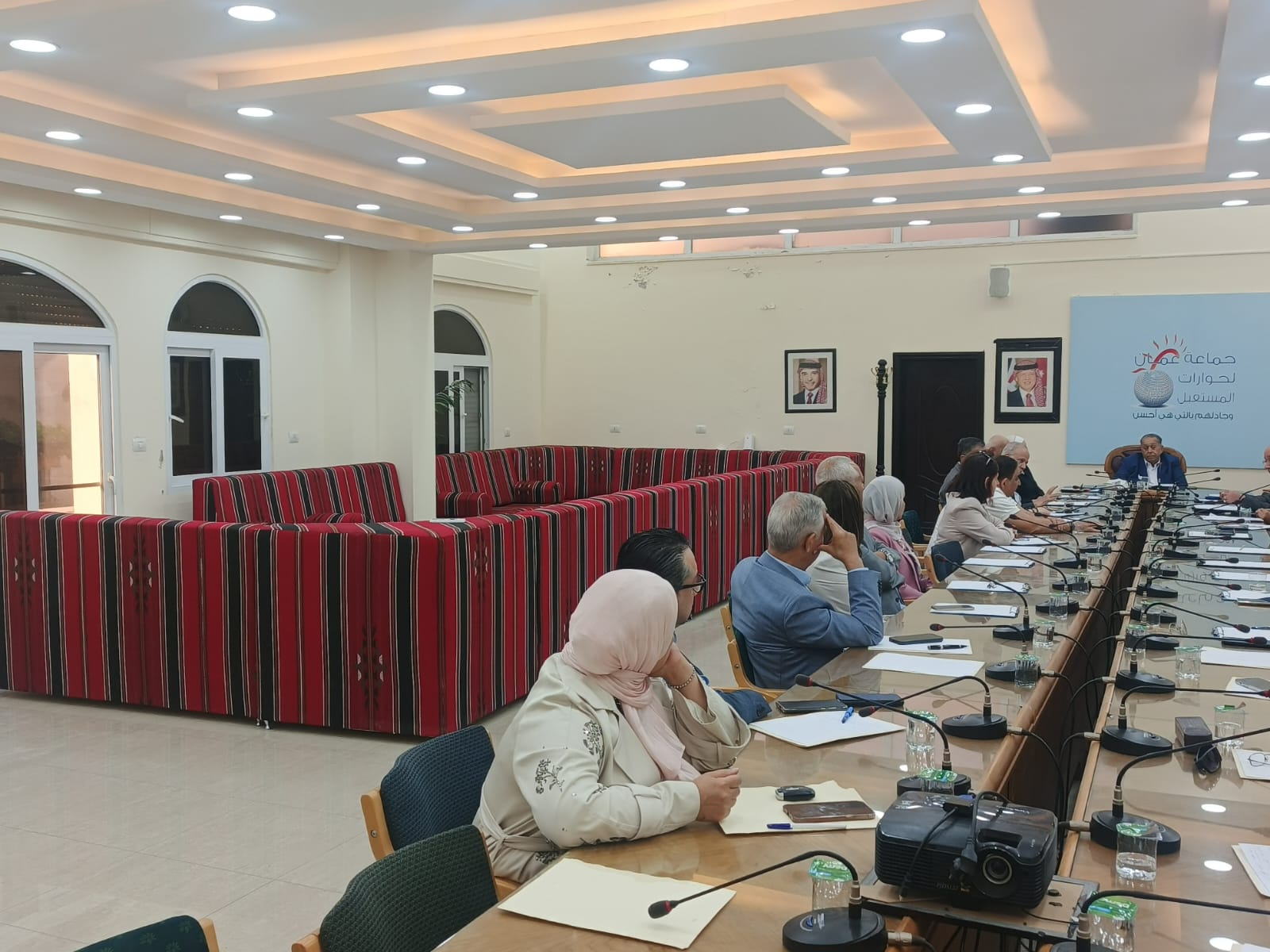 Madar Al-Saa Images 0.9479852182793082
