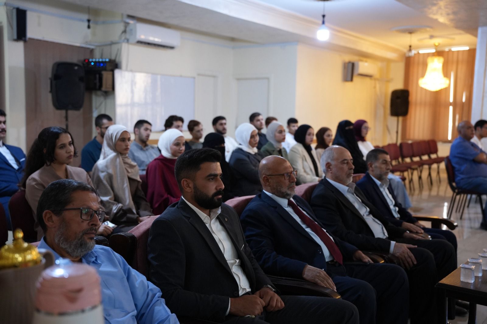 Madar Al-Saa Images 0.6026054578626244