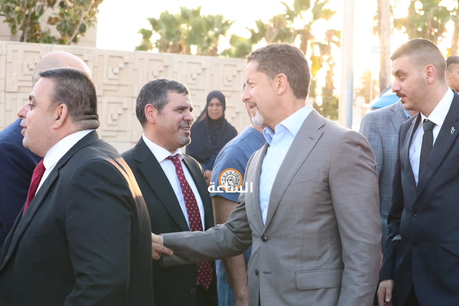 Madar Al-Saa Images 0.5215467430957181