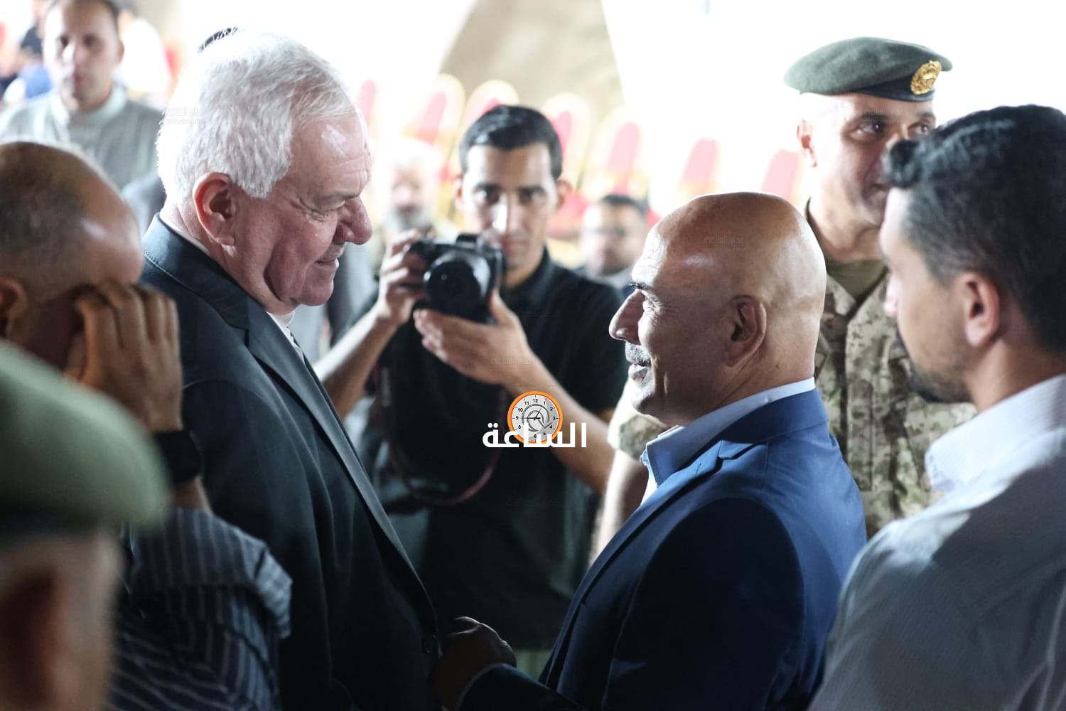 Madar Al-Saa Images 0.8729946692541216