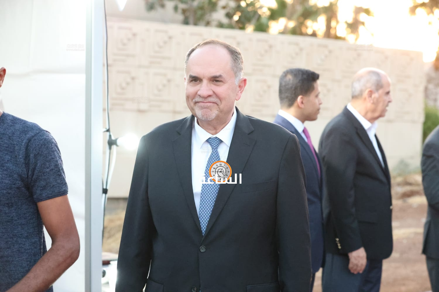 Madar Al-Saa Images 0.977512631284152