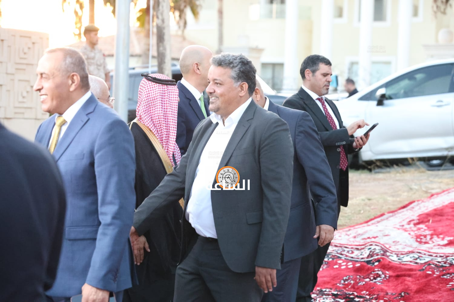 Madar Al-Saa Images 0.43603437274189594