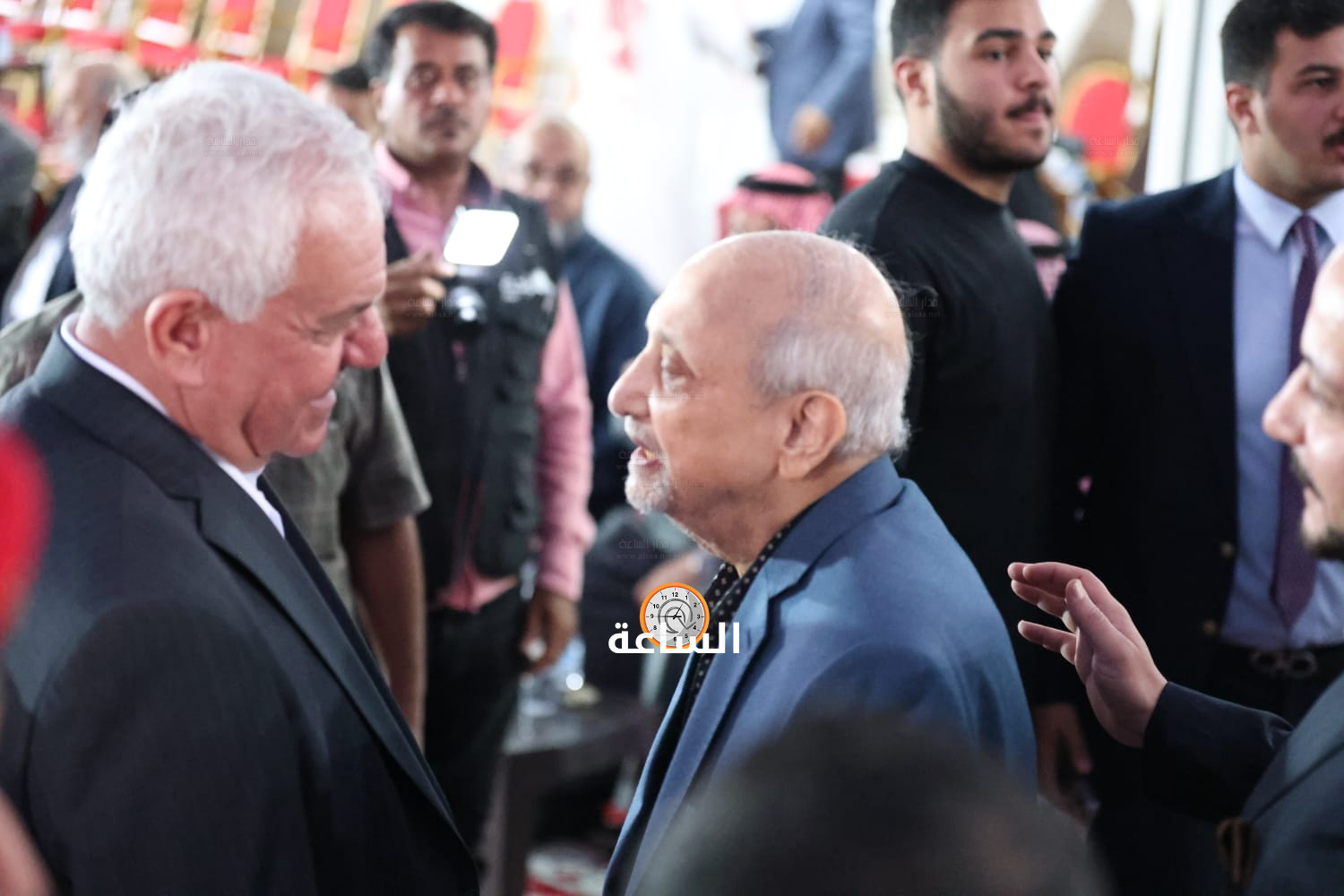 Madar Al-Saa Images 0.6843667620336805