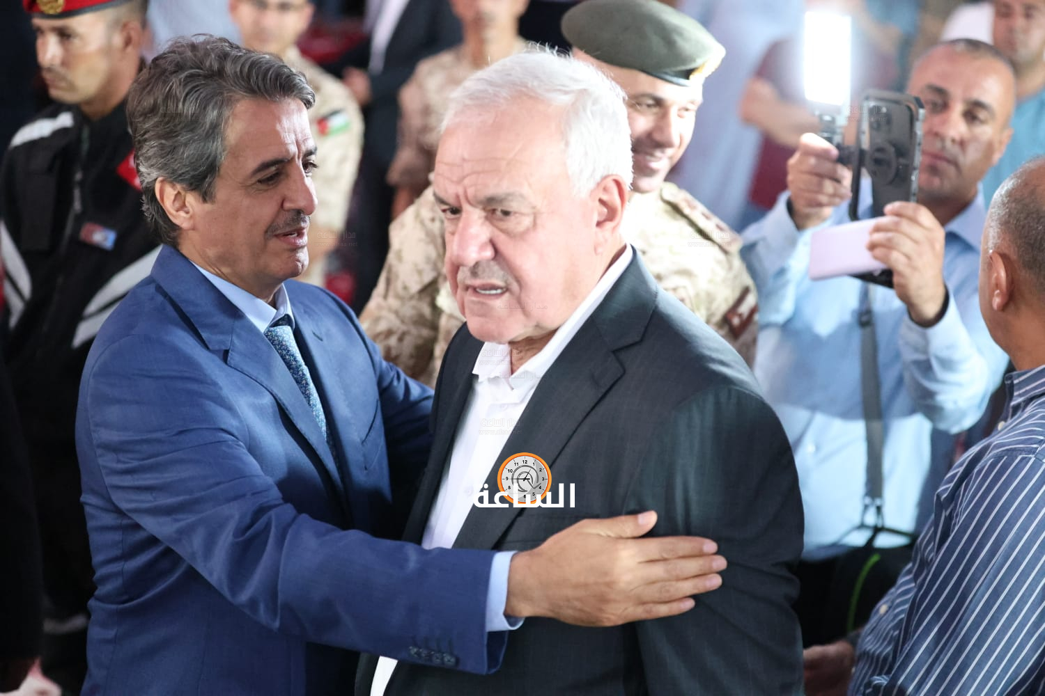 Madar Al-Saa Images 0.1441720453281734